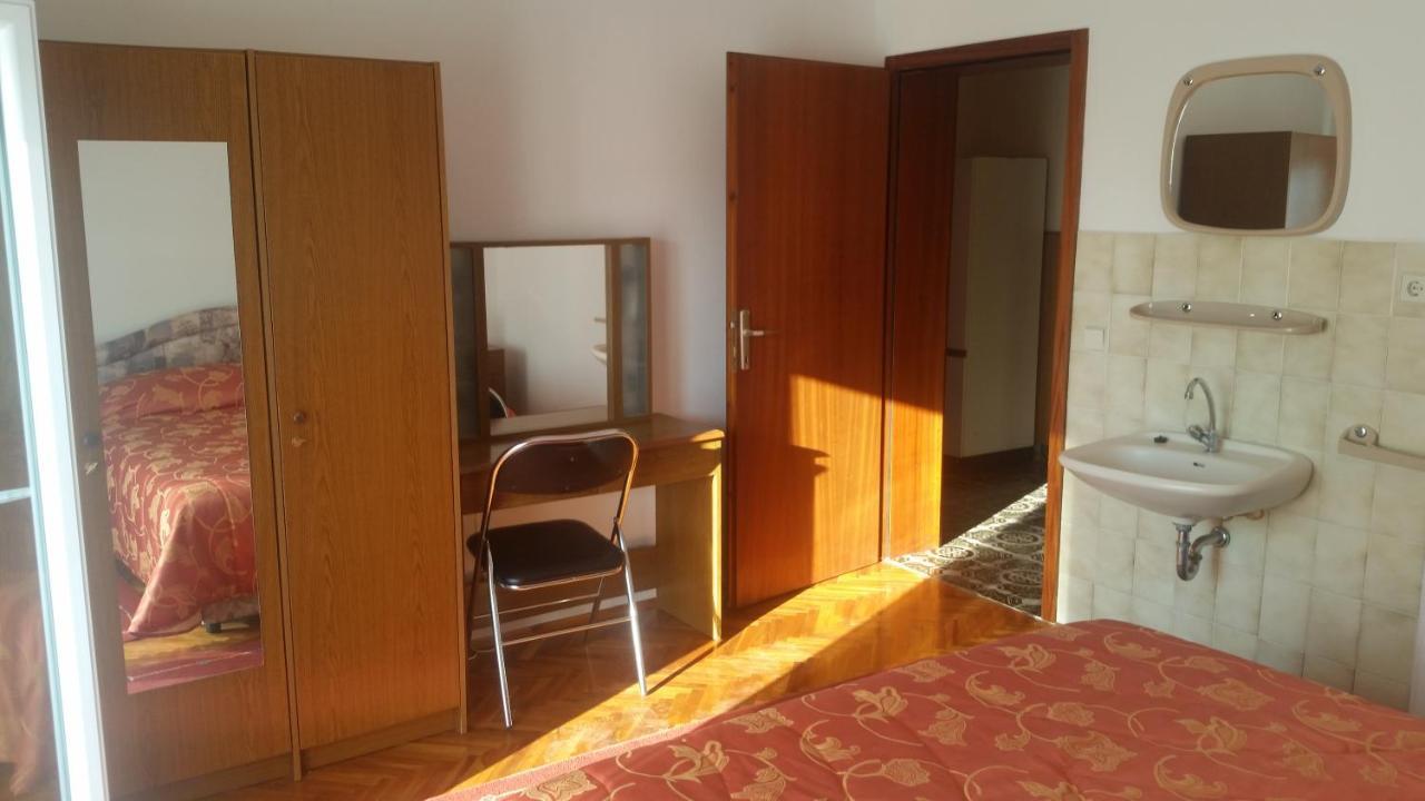 פריבלאקה Beach Apartments מראה חיצוני תמונה