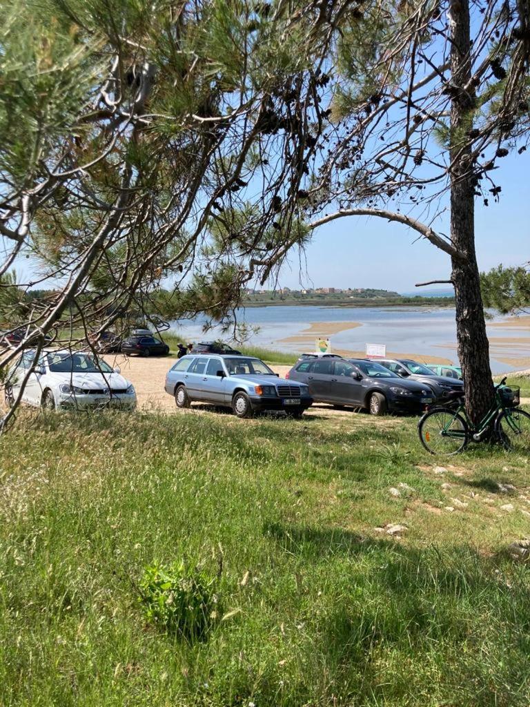 פריבלאקה Beach Apartments מראה חיצוני תמונה
